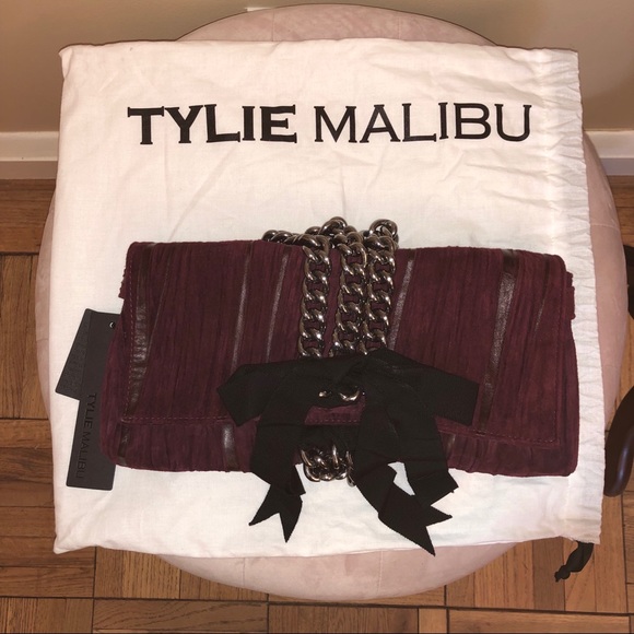 Tylie Malibu Handbags - Tylie Malibu NWT Red Microfiber Chain & Bow Clutch